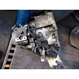 Moteur de PEUGEOT 208 1...