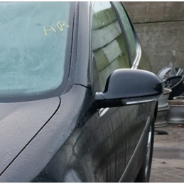 Retroviseur gauche...