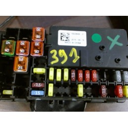 Boitier fusibles OPEL ASTRA...