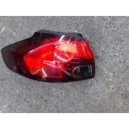 Feu arriere principal...