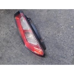 Feu arriere principal...