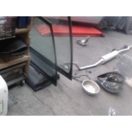 Pare brise OPEL CORSA III...
