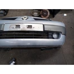 Pare choc avant de RENAULT...