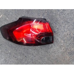 Feu arriere principal...