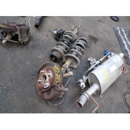 Moyeu avant gauche SUZUKI...