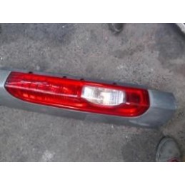 Feu arriere principal...