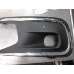 grille de pare choc droit...