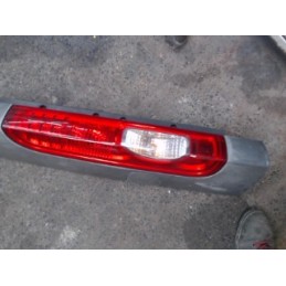 Feu arriere principal...