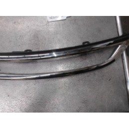 Moulure de pare choc avant...