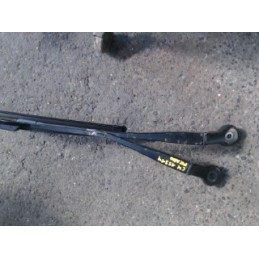 Bras essuie glace avant...