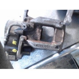 Etrier arriere gauche...