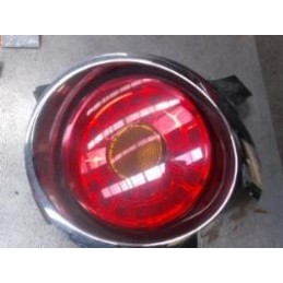 Feu arriere principal droit...