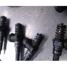 Injecteur VOLKSWAGEN GOLF V...