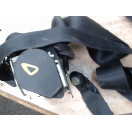 Ceinture avant droit...