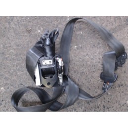 Ceinture avant gauche...
