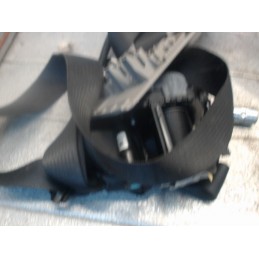 Ceinture avant gauche...